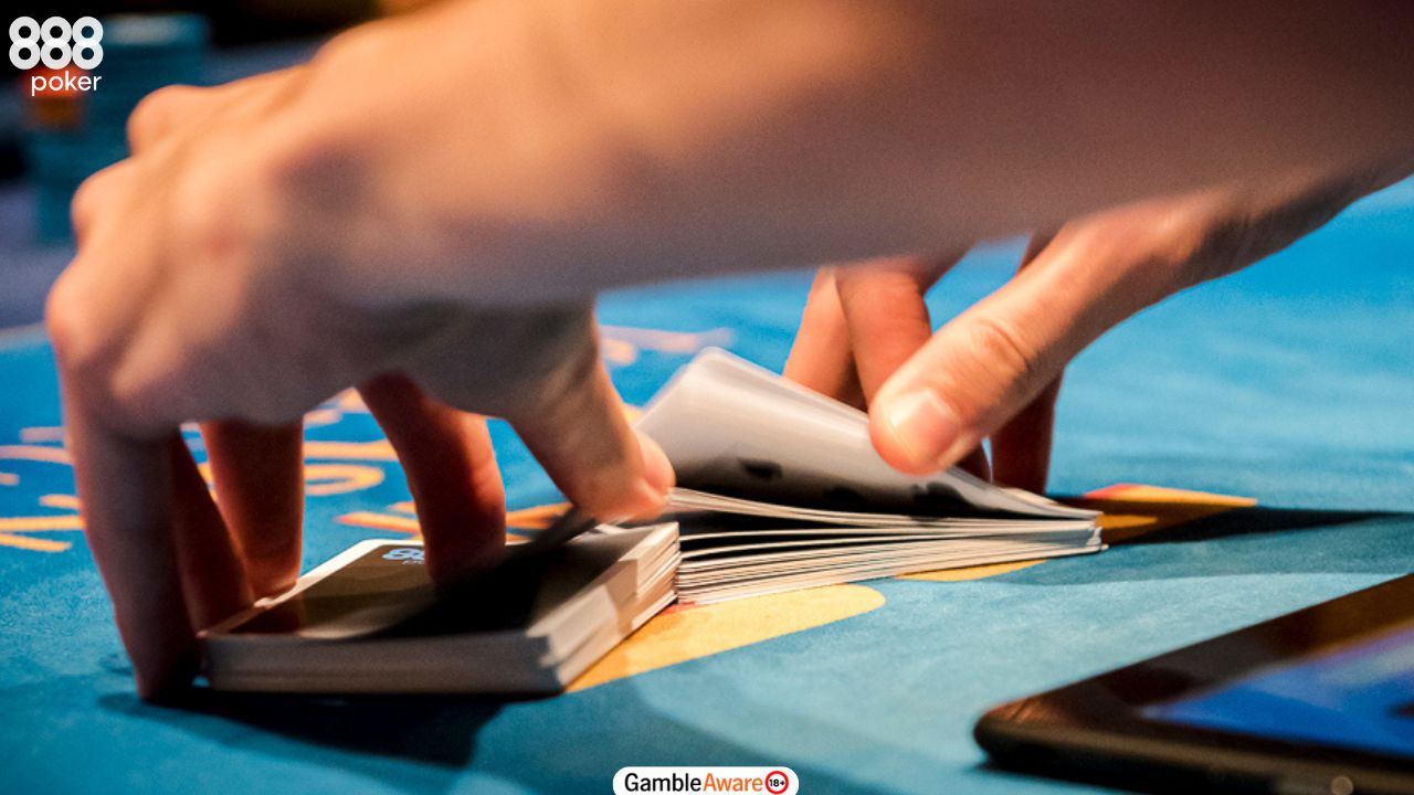 6 Tried and Trusted Ways to Spot a Poker Cheater -  Angling