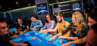 4 Types of Poker Playing Styles